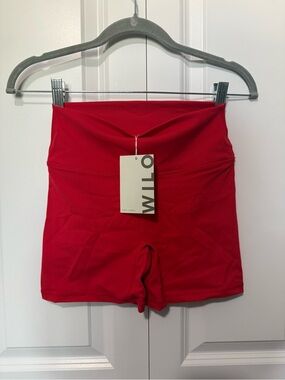 Willo High-Waist Red Women's Active Shorts - NWT  Small